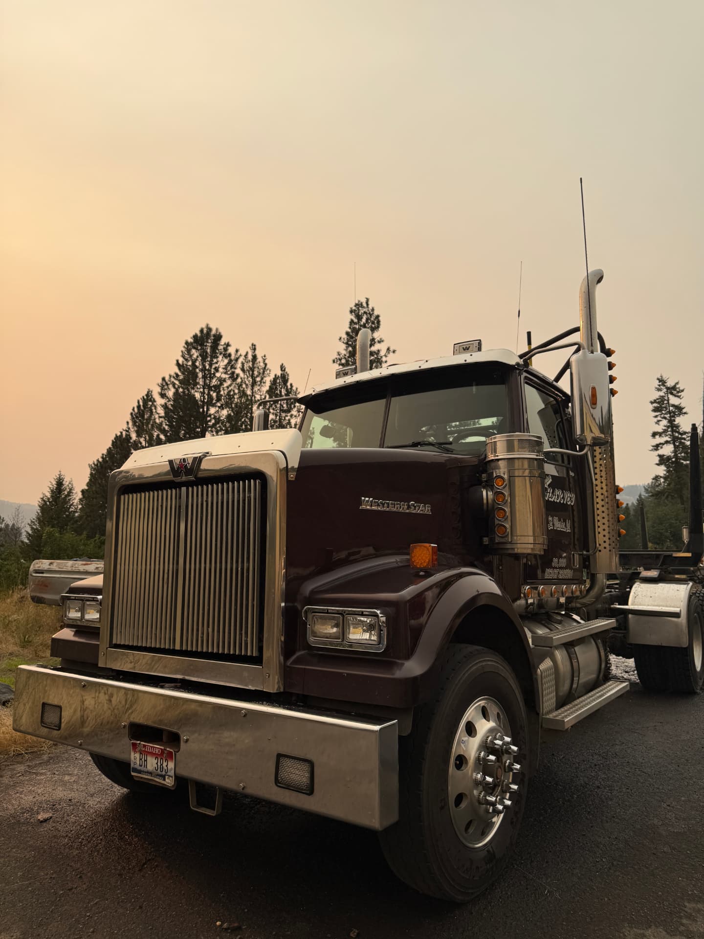 Western Star semi truck detailed and shining at dusk